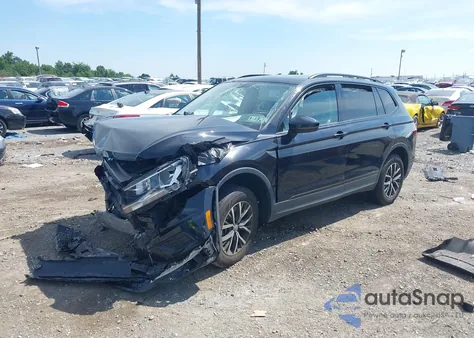 2020 Volkswagen Tiguan 2.0T Se/2.0T Se R-Line Black/2.0T Sel from USA, damaged, VIN 3VV2B7AX6LM135137